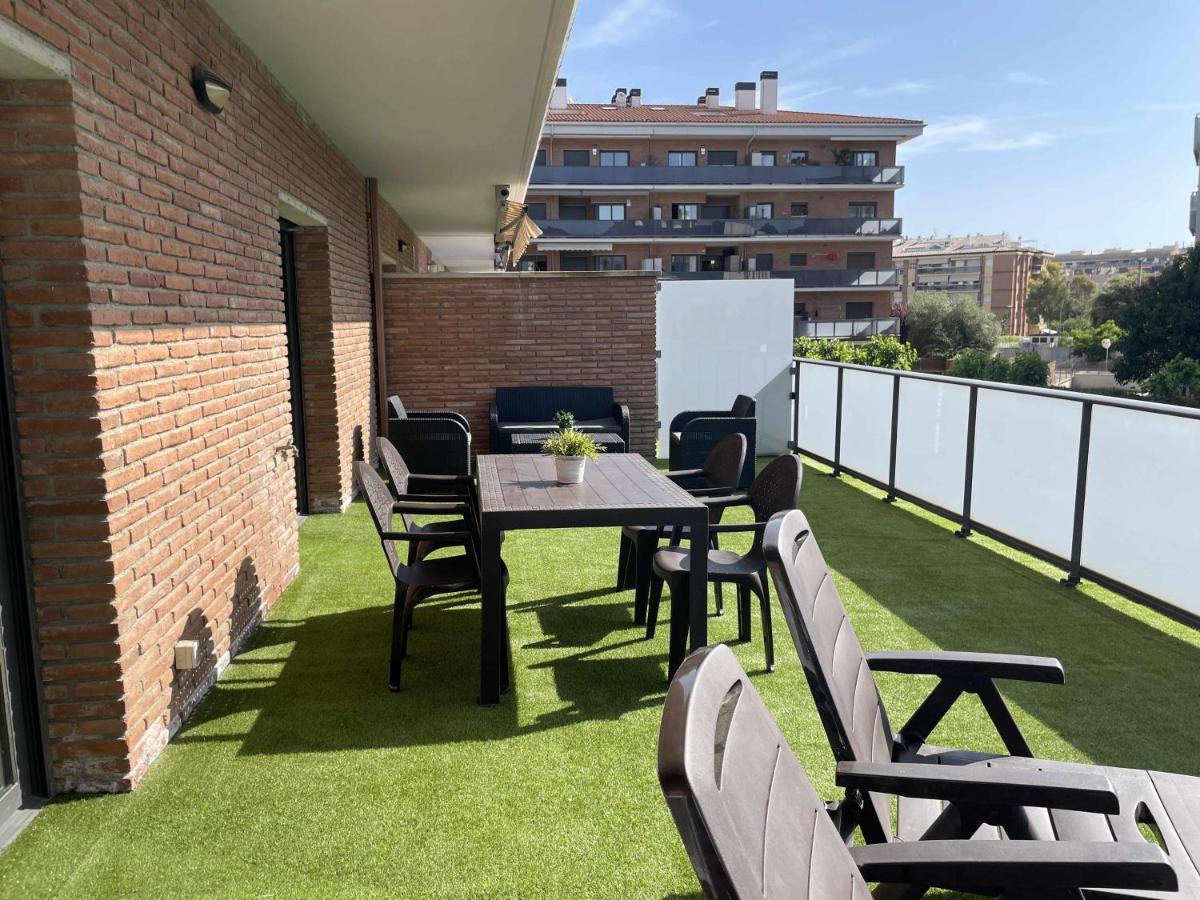 Solarium Con Terraza A 5 Minutos De La Playa Daire Girona Dış mekan fotoğraf